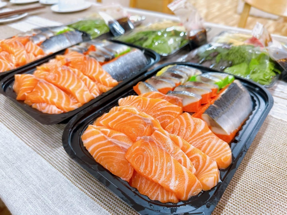 Đôi nét về nhà hàng (không gian, menu)